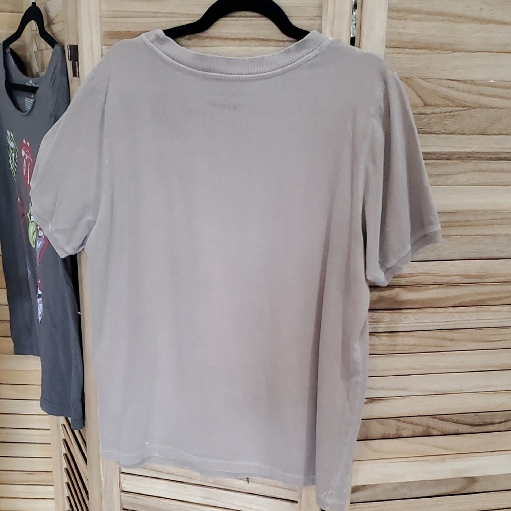 3/35 Bijou Harnan Graphic Tee with Retro Design Sz L - Picture 8 of 11